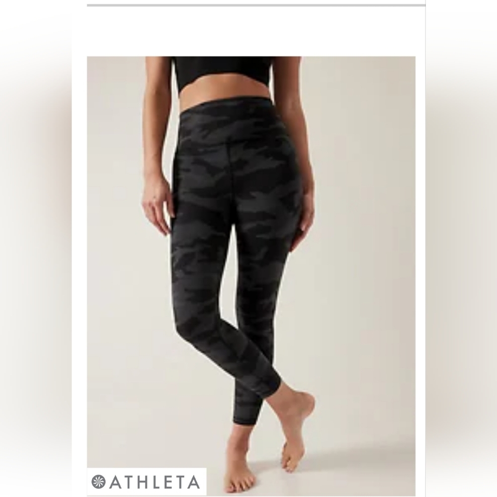 NWT Athleta Elation 7/8 Camo Tights